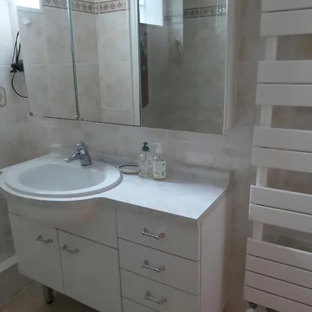 Cosy Cocoon With Terrace Near The Sea Arcachon