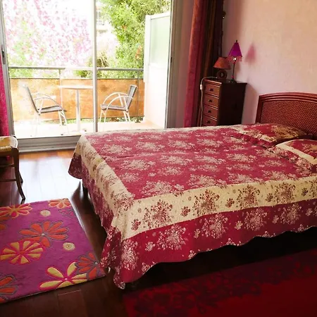 Cosy Cocoon With Terrace Near The Sea Apartmán *